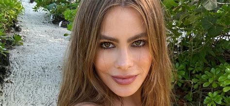 instagram sofia vergara|Sofia Vergara sunbathes topless in G